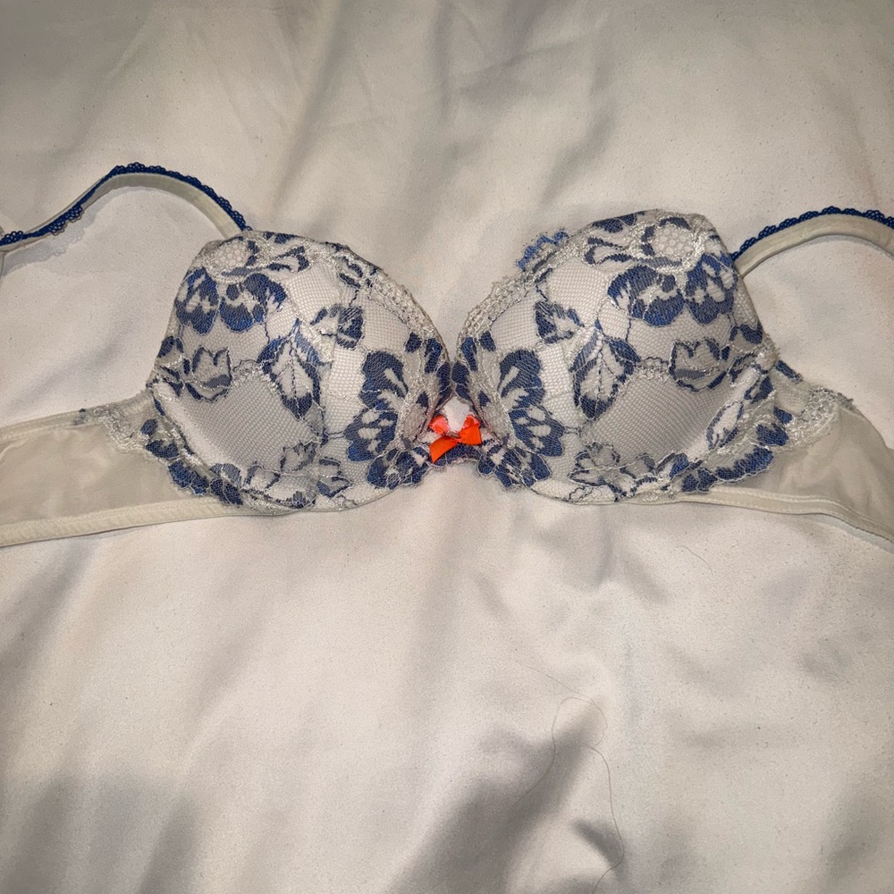 Victoria's Secret Blue and White Lace Bra
